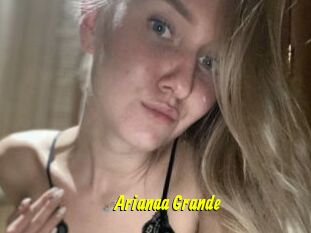 Arianaa_Grande