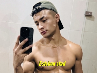 Esteban_stud