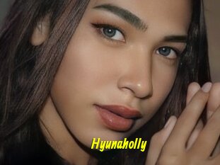 Hyunaholly