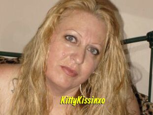 KittyKissin_xo