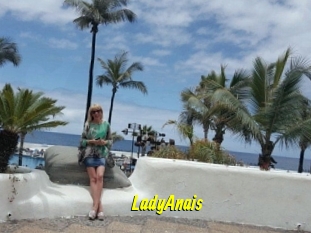 LadyAnais