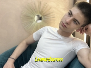 Leonardocross