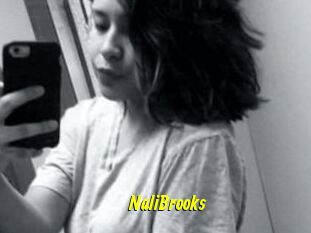 Nali_Brooks