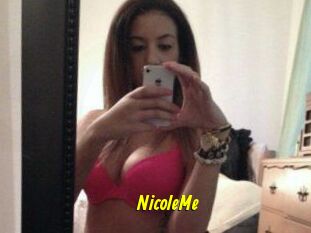 NicoleMe