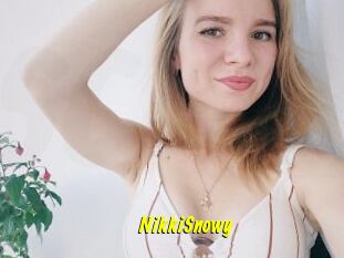 NikkiSnowy