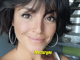 Nectaryne