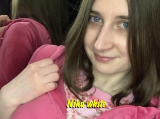Nika_white