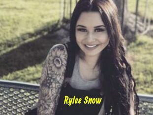 Rylee_Snow