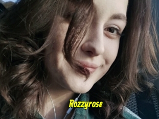 Rozzyrose