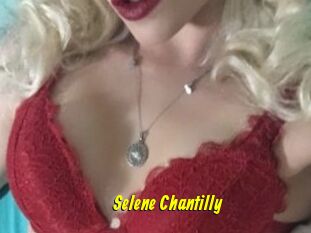 Selene_Chantilly