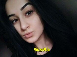 ShineMia