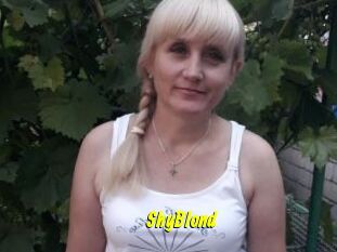 ShyBlond