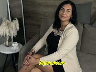 Selenamoons