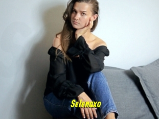 Selenaxo
