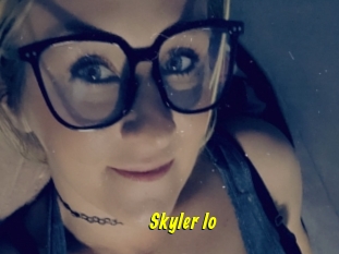 Skyler_lo