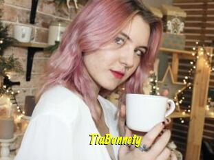TiaBennety
