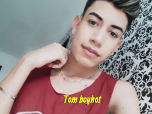 Tom_boyhot